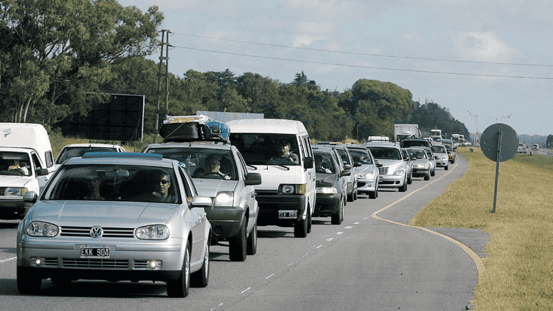 Las nuevas infracciones ya rigen sobre las rutas y autopistas bonaerenses.