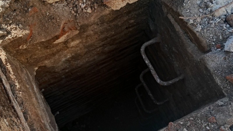 En Plaza 25 de Mayo descubrieron una bóvedad que data de más de 100 años