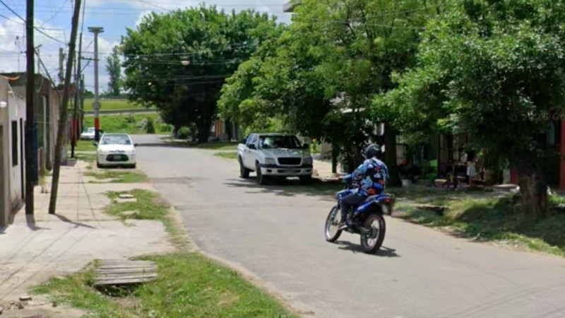 El ataque tuvo lugar en la cortada Pago de Los Arroyos, cerca de San Martín y Circunvalación.
