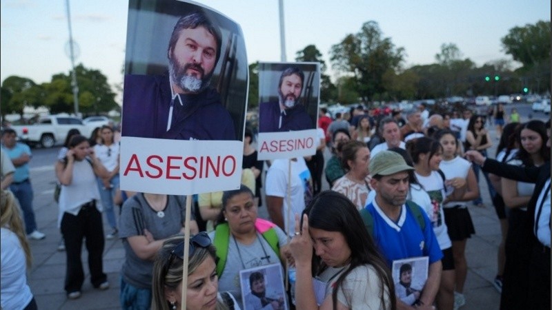 Movilización masiva en Rosario de los familiares por la causa fentanilo.