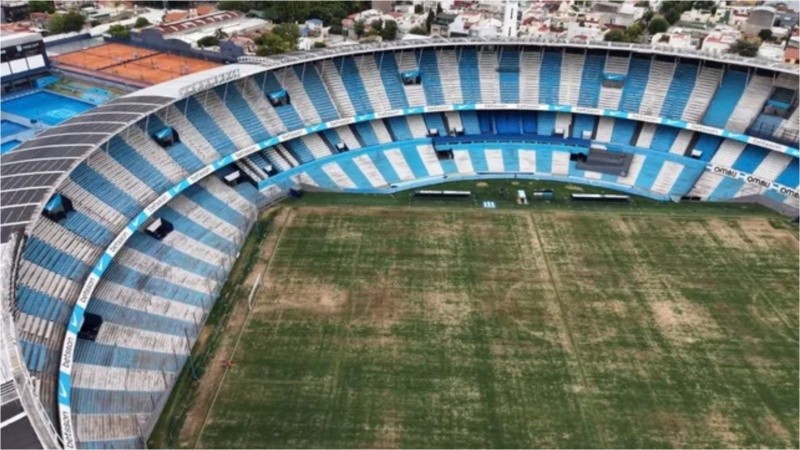 Una imagen aérea del Cilindro de Avellaneda, la cancha de Racing. (Foto: @sacostaracing)