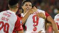 Ávalos se abraza con Malcorra luego del 1-0 ante Newell