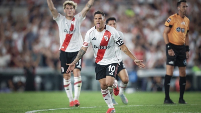 Juanfer Quintero es el goleador de River y uno de los del torneo, con dos gritos en dos fechas. (Fotobaires)