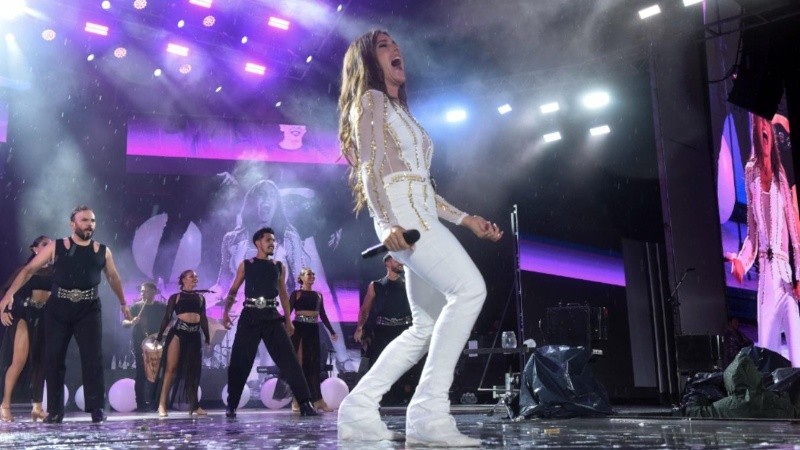 Soledad en el escenario de Cosquín.