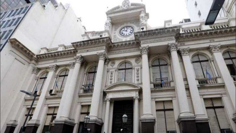 El Banco Central de la República Argentina (BCRA) extendió la racha compradora.