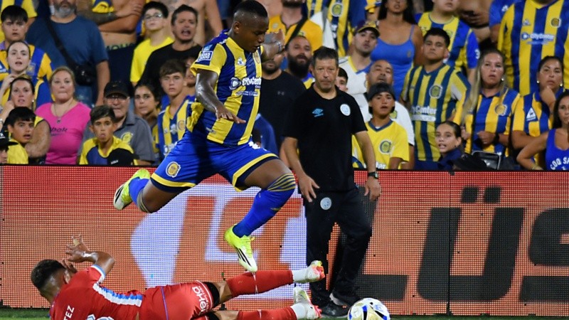 Campaz fue titular ante Belgrano y Racing, pero se lesionó.