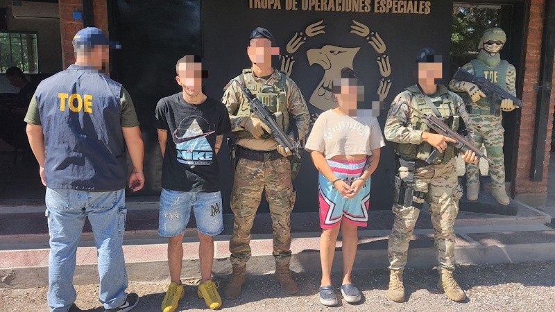 Los arrestados fueron trasladados a la sede de la TOE.