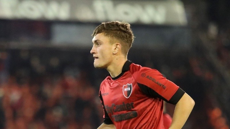 Martín Luciano se ganó el lugar en la banda izquierda de la defensa