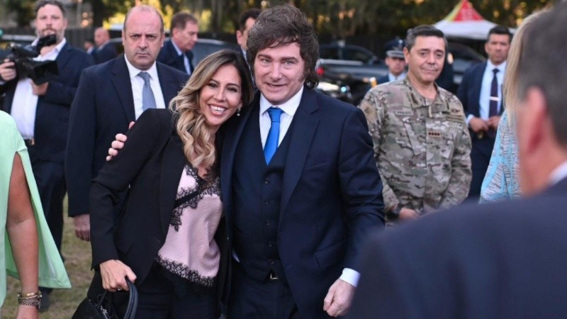 La diputada nacional Romina Diez junto al presidente Javier Milei.