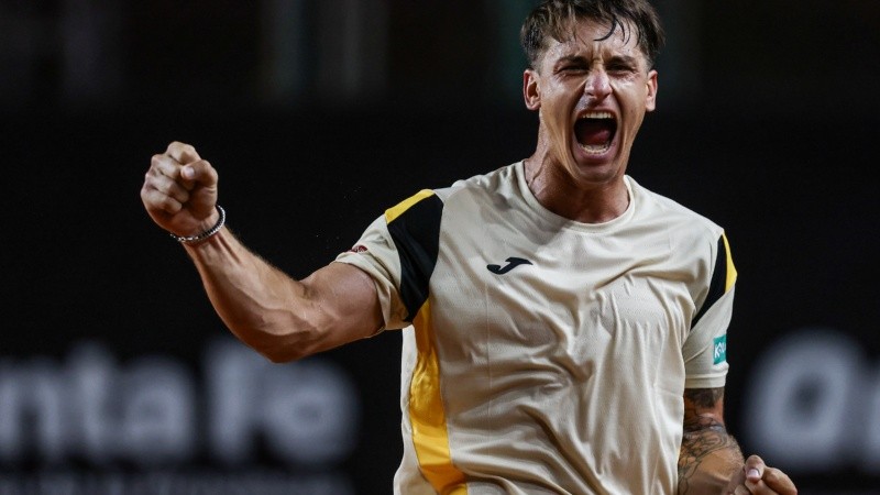 Ugo Carabelli se consagró bicampeón del Rosario Challenger 125.