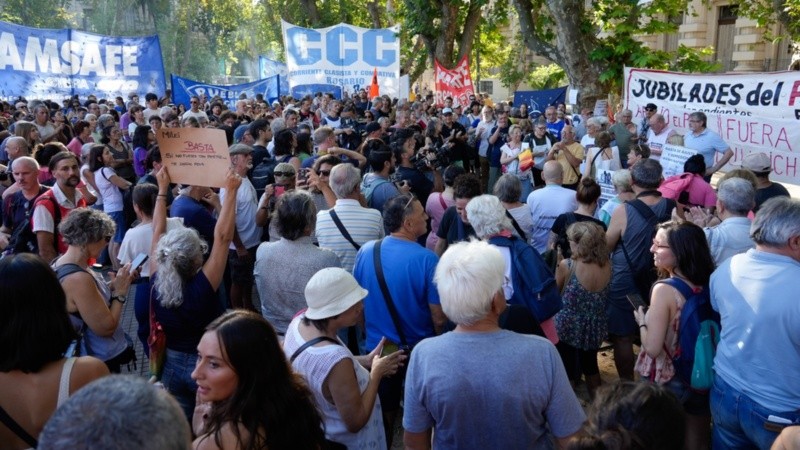 La movilización del martes culminará en plaza San Martín con un acto al mediodía.