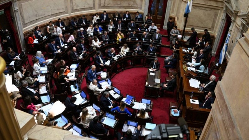 La reforma laboral comenzará a debatirse en el Senado.