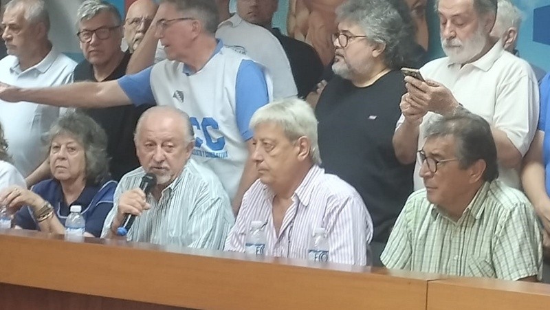 Conferencia de prensa en la UOM.&nbsp;