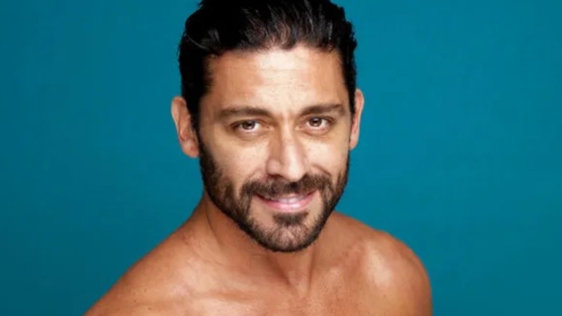 El bailarí recordó cómo fue el momento en que le contó a su familia que es homosexual.