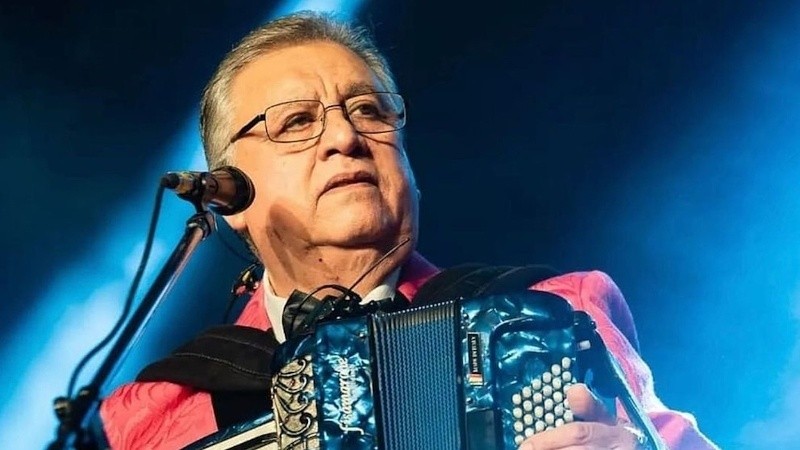 En los últimos años, el músico impulsó la creación de Los Palmae, que seguirán la huella.