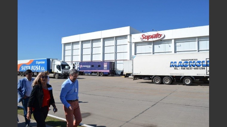 La canadiense Saputo, dueña de más como La Paulina, vendió el 80% de sus acciones en Argentina.