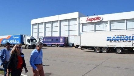 La canadiense Saputo, dueña de más como La Paulina, vendió el 80% de sus acciones en Argentina.