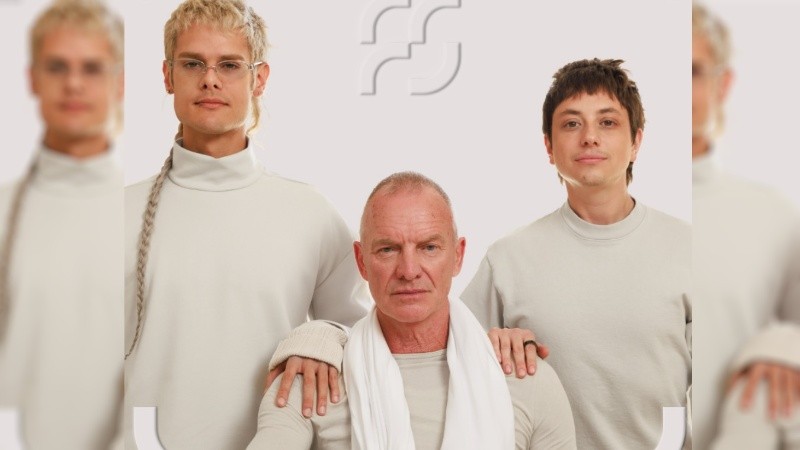 Ca7riel y Paco Amoroso, con Sting en el centro.