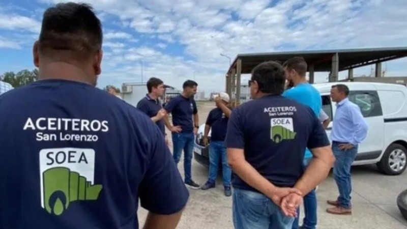 La convocatoria de los aceiteros refuerza el plan de lucha sindical contra la reforma laboral.