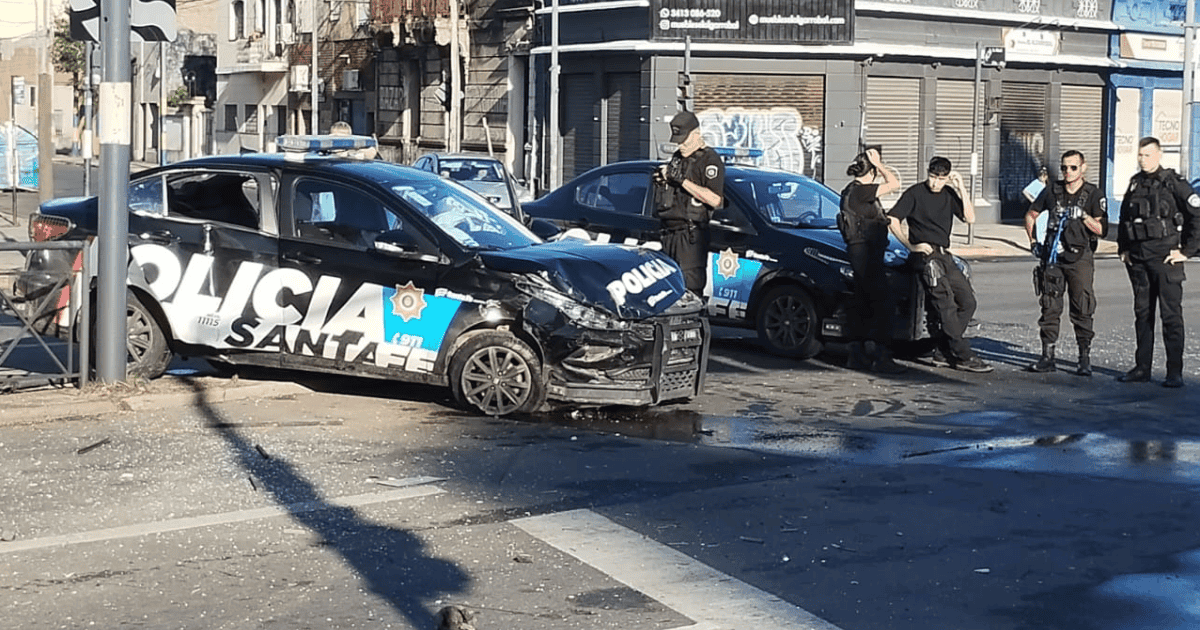 Violento choque entre un patrullero y un Uber en zona norte | Rosario3