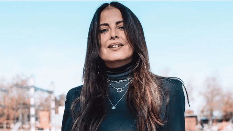 El estreno está previsto entre julio y agosto de este año, en coincidencia con el tercer aniversario de su fallecimiento.