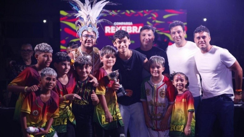 La comparsa Rekebra volvió a coronarse en el Carnaval 2026.