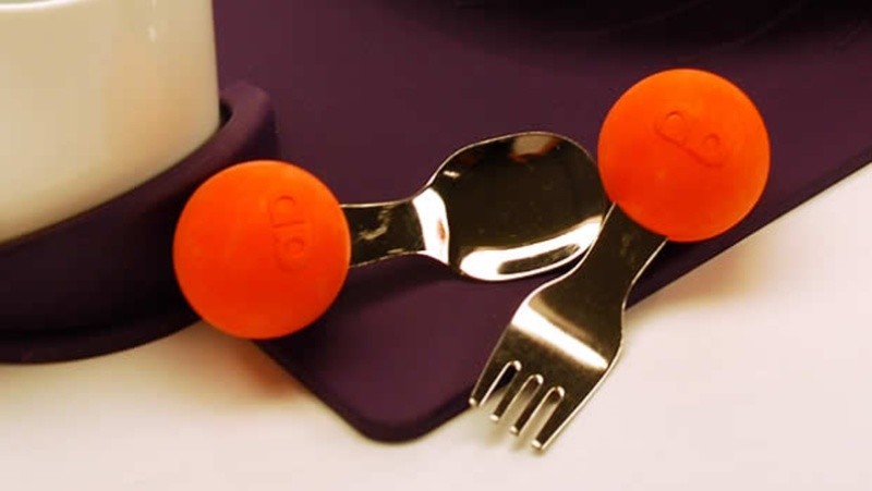 Cubiertos adaptados.&nbsp;