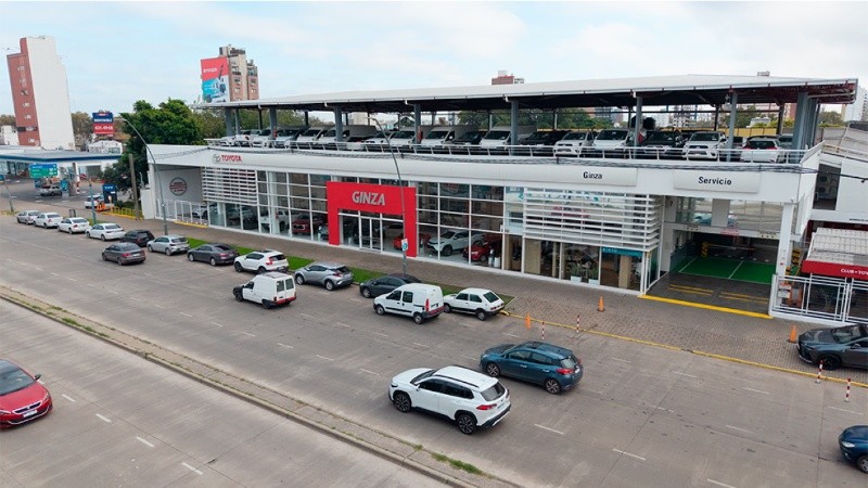 Ginza SA, la consecionaria Toyota que recibió la distinción