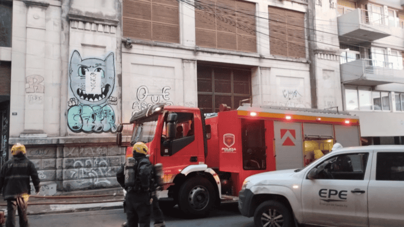 En Sarmiento al 300 se interrumpió el tránsito.