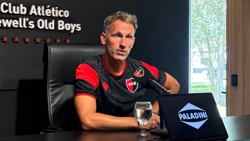 Lucas Bernardi se hizo cargo del equipo el pasado domingo luego de que la dirigencia echara a la dupla Orsi-Gómez.