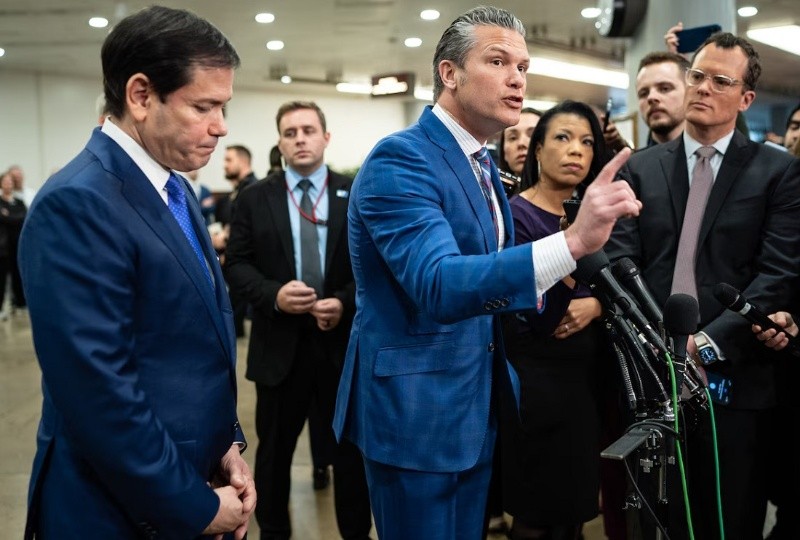 Pete Hegseth, secretario de Defensa de Estados Unidos, sostuvo que deben priorizar la velocidad de implementación de la IA por sobre la seguridad.