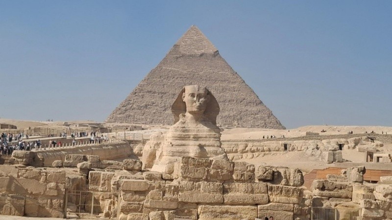 Un egiptólogo sostiene que las Grandes Pirámides fueron construidas por una civilización avanzada.