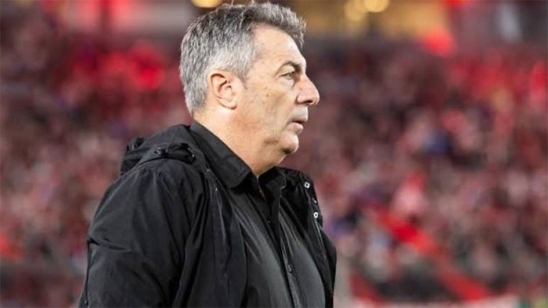 Kudelka asume en las próximas horas (