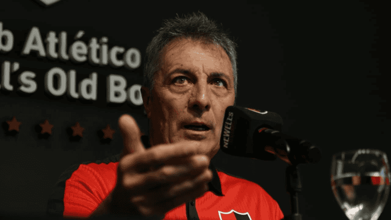 Kudelka fue presentado en conferencia de prensa