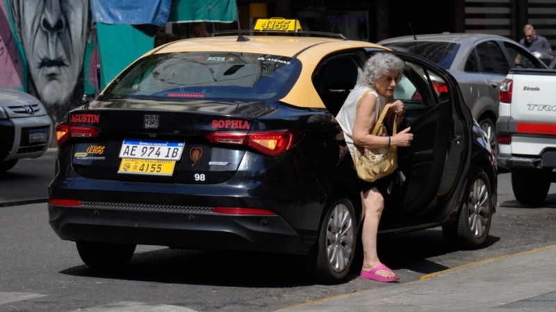 La tarifa de taxis sube un 30 por ciento en Rosario.