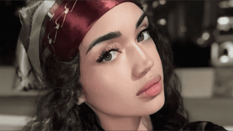 Vivía en Los Ángeles desde 2024 con su documentación en regla y visa vigente.