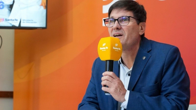 El ministro de Educación envió un escrito a los padres.