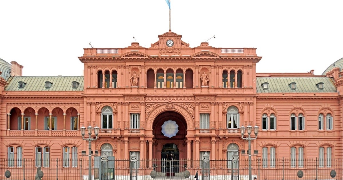 Tras denunciar a Luciana Geuna, el gobierno prohibió el ingreso de la ...