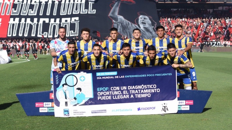 Los once titulares que eligió Jorge Almirón para jugar el clásico rosarino en el Coloso.