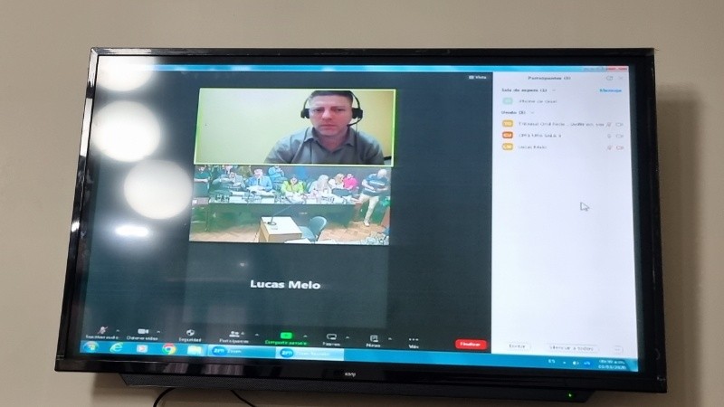 Airaldi ya sigue el juicio desde Ezeiza.