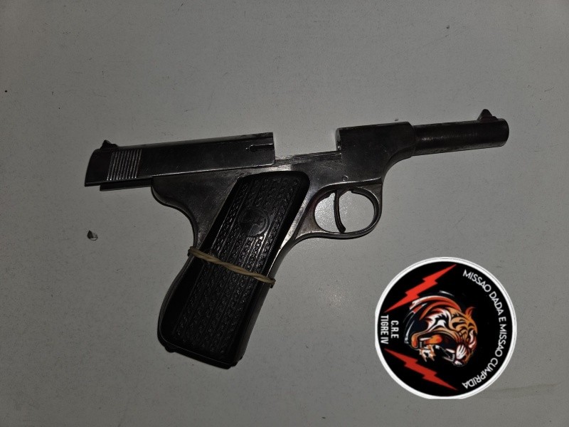 La pistola incautada en Chopin al 1300.