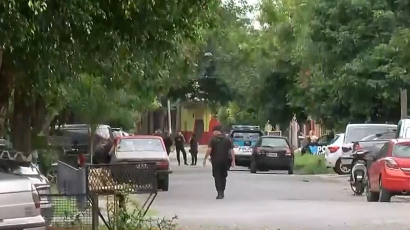 Escena en Rodríguez y Fragata Sarmiento, a la vuelta de la entradera.