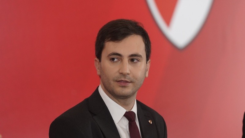 La decisión fue adoptada por la Comisión Directiva en su reunión del jueves por la noche.