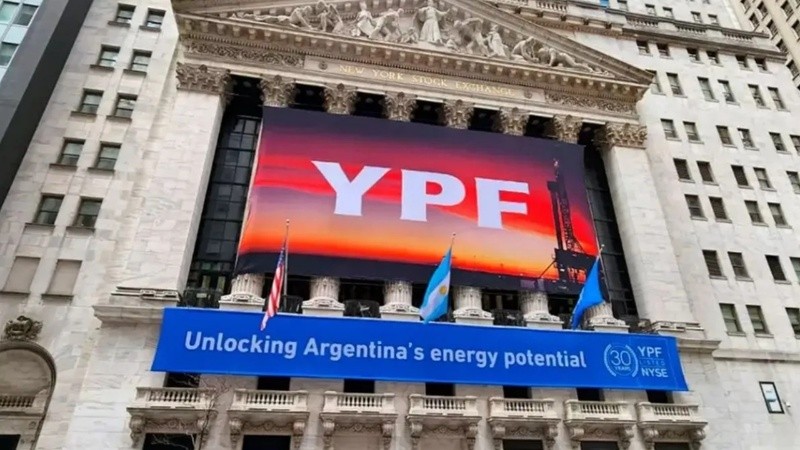 Juicio por YPF: la Argentina presentó una moción de emergencia ante la Justicia de Estados Unidos.