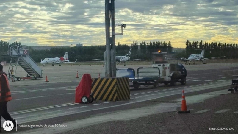 Desfile de aviones privados en el Aeropuerto de Neuquén.&nbsp;