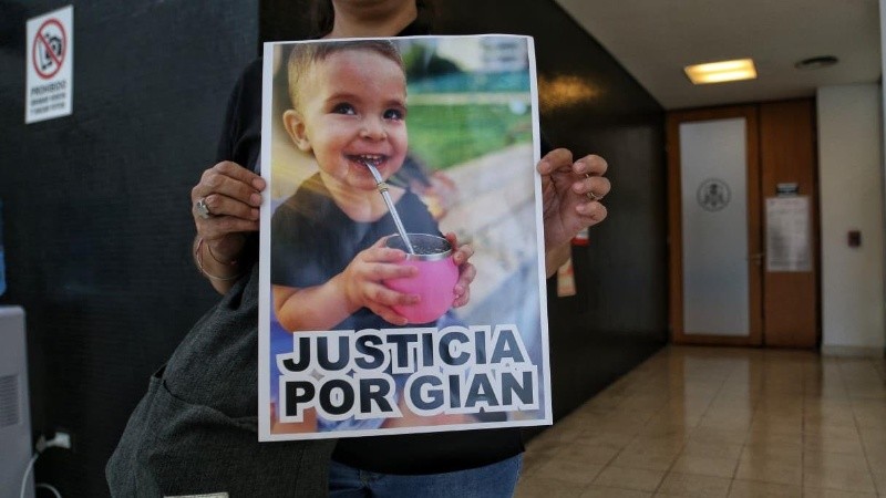 Gian, una vida apagada a corta edad.