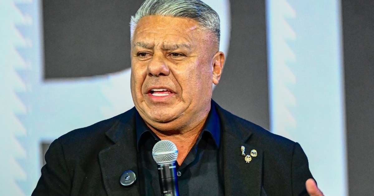 Claudio Chiqui Tapia durante la presentación de LPF Play