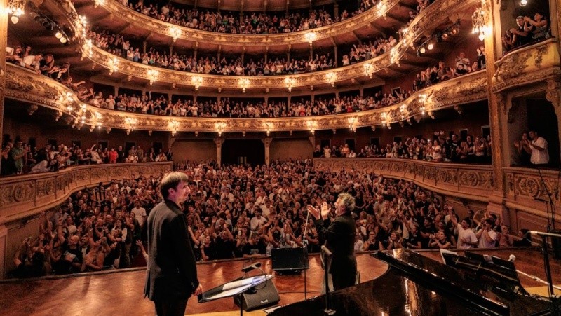 Fito Páez en el teatro El Círculo (Guido Adler)