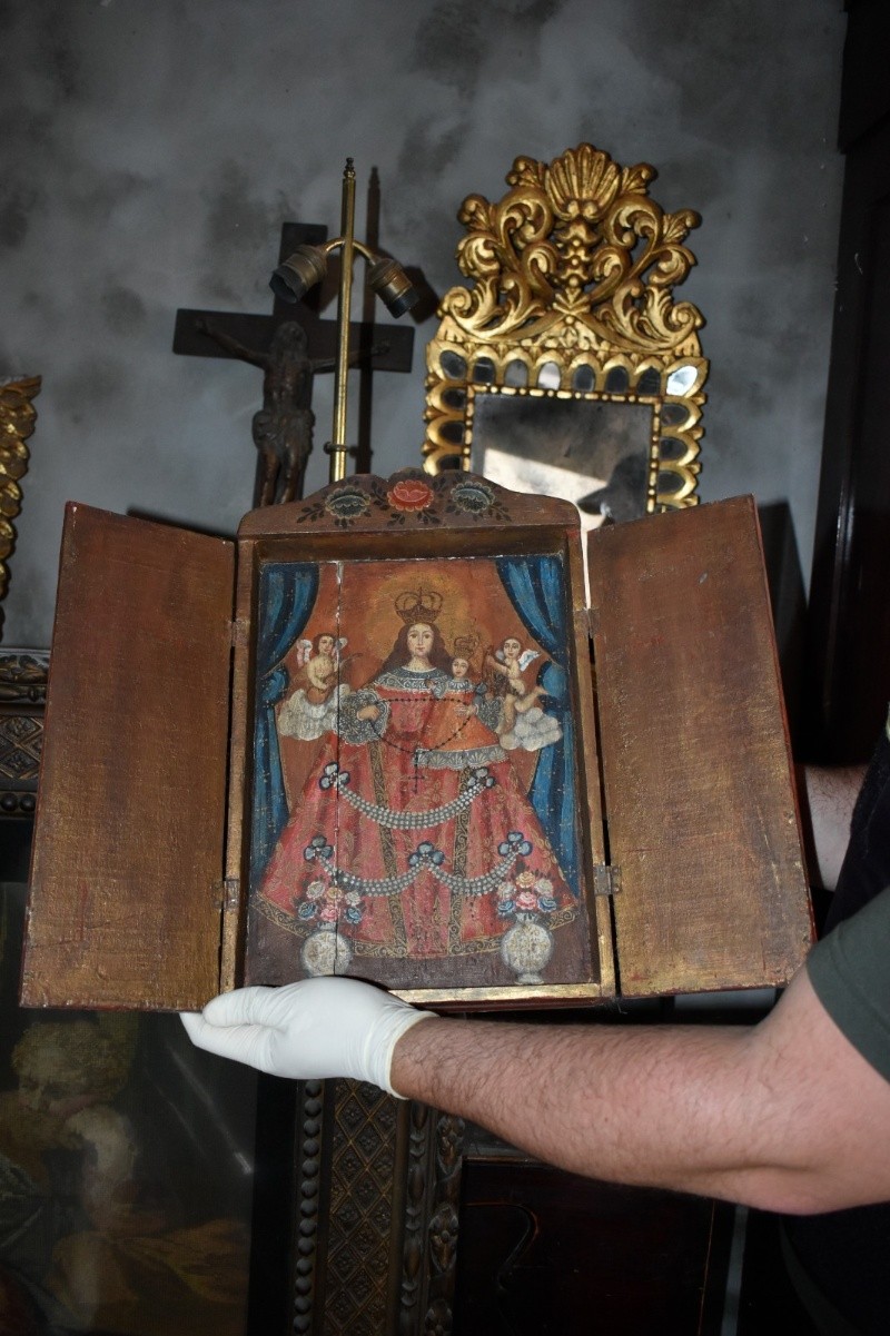 Algunos de los objetos allanados.