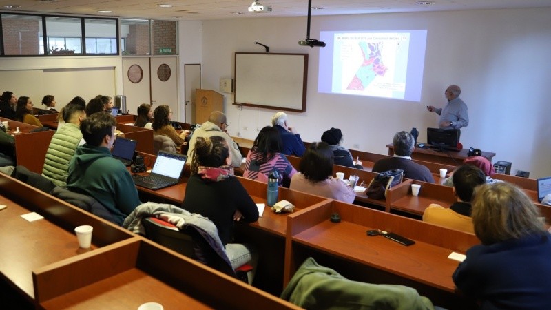 La presentación de Fernando Martínez en la facultad de Zavalla.